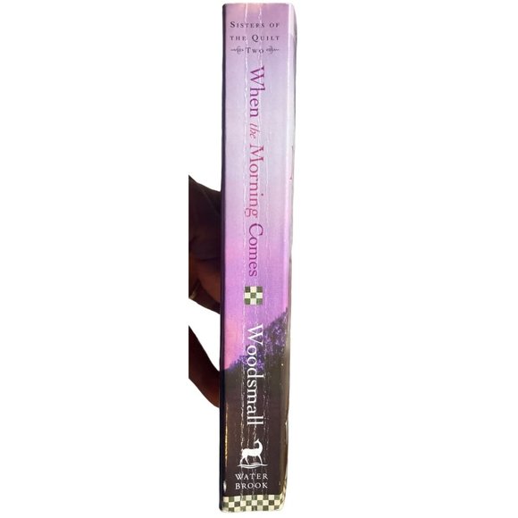 When the Morning Comes: Book 2 in the Sisters of the Quilt Amish Series - Picture 8 of 8